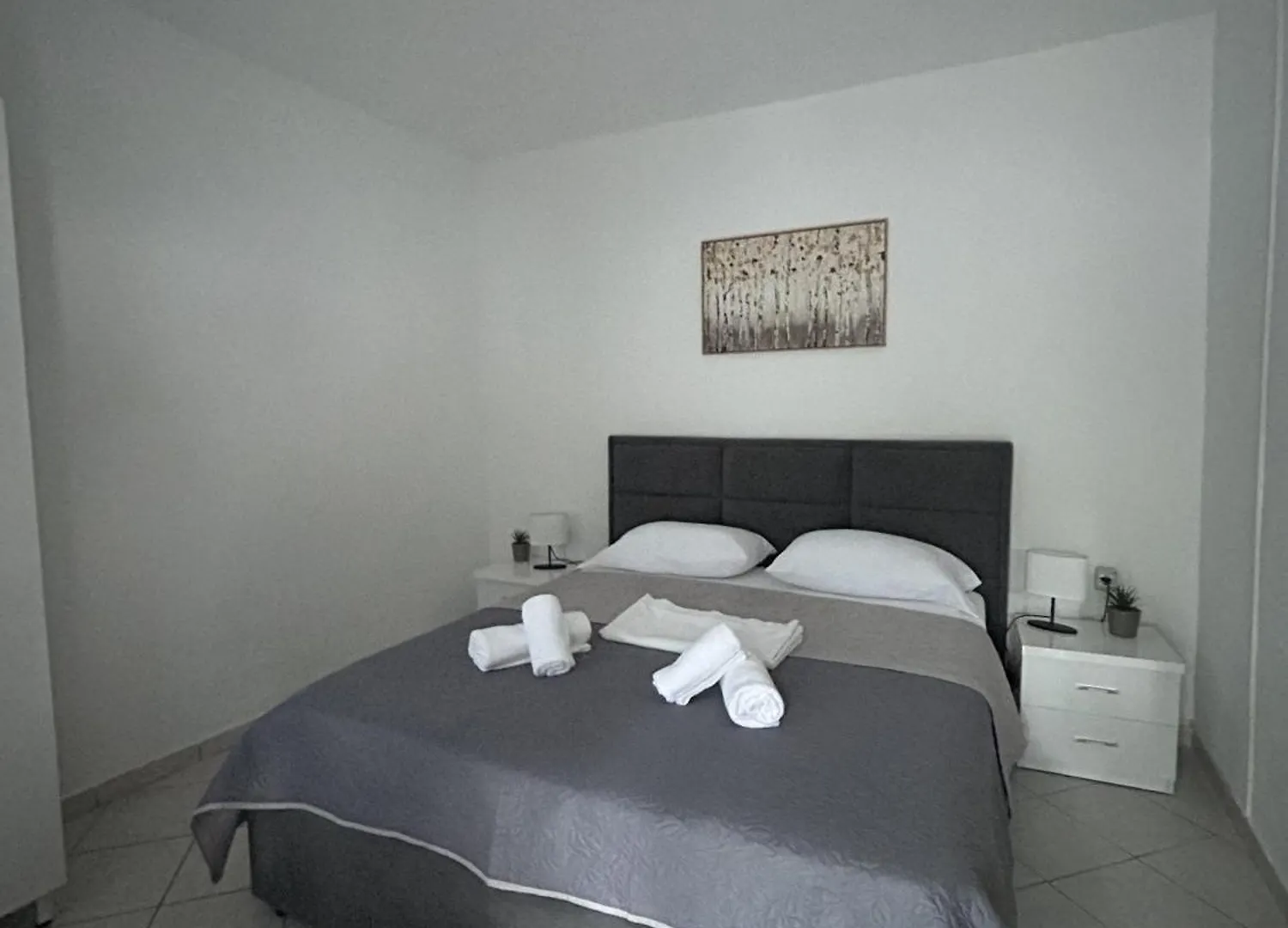 Apartment Annas Home Borsh Albania